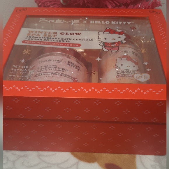 The Creme Shop Hello Kitty Peppermint Cocoa Spa Set-12.36 oz Bath Crystals+14.1 - Picture 9 of 9